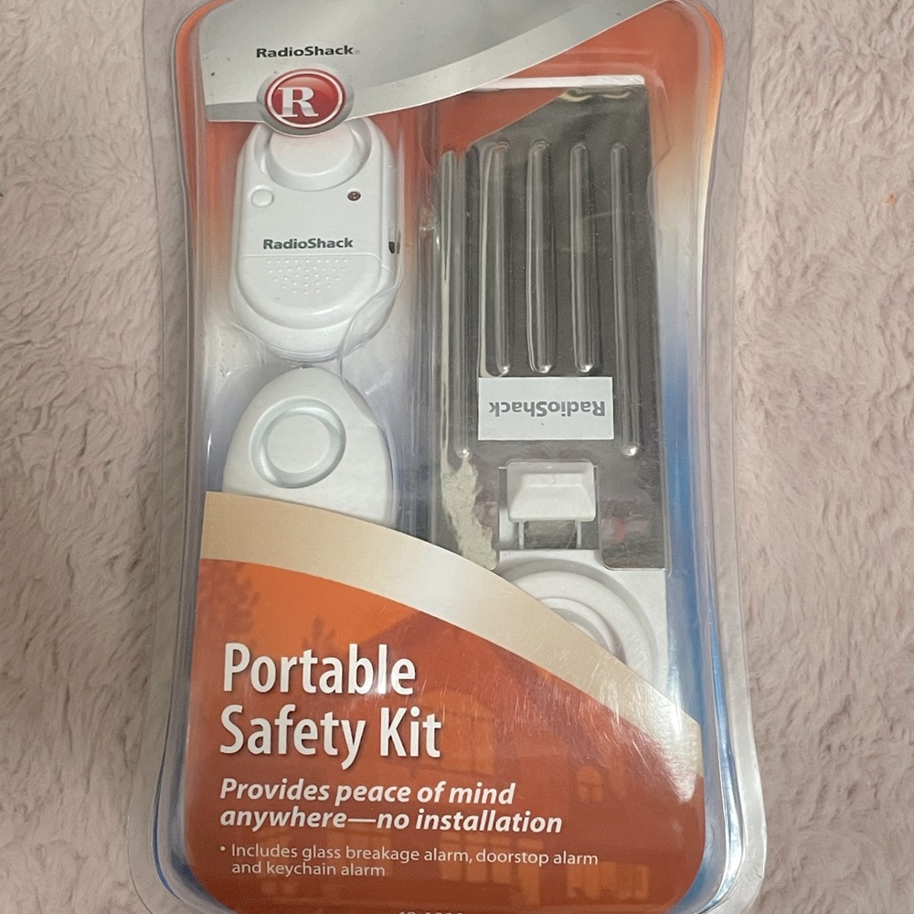 Radio Shack portable safety kit